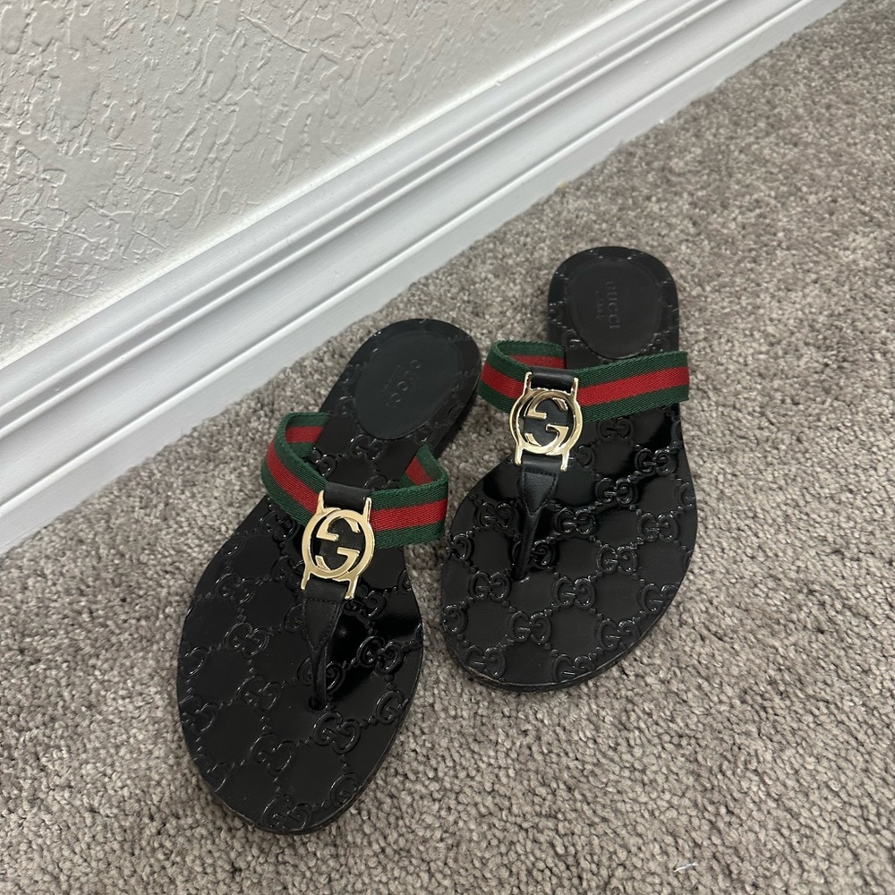Gucci sandals